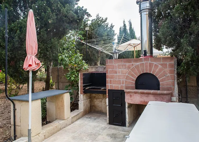 Ta' Bertu Host Family