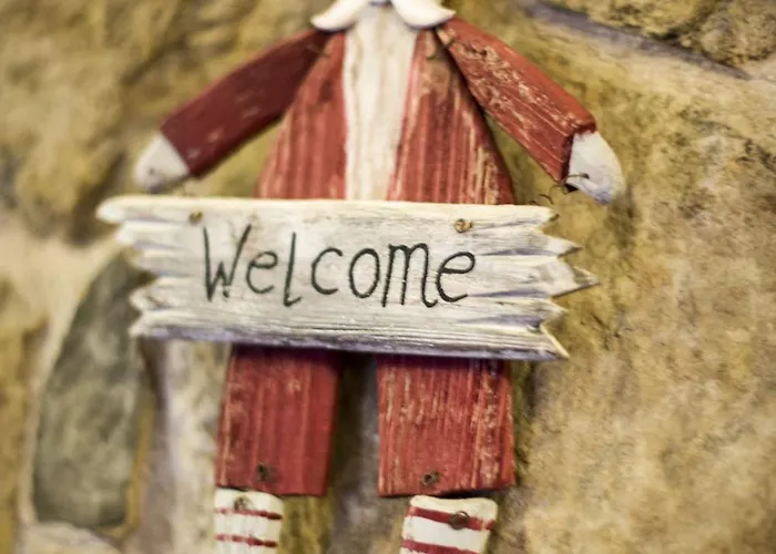 Ta' Bertu Host Family 2*