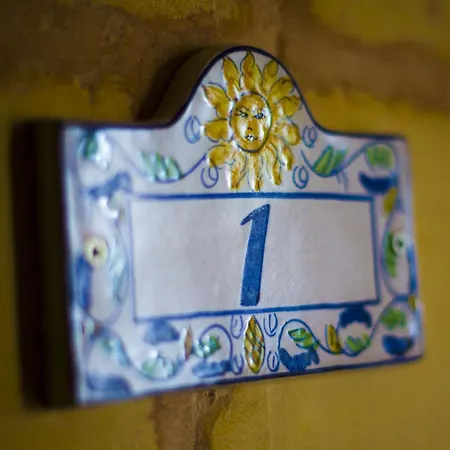 Ta' Bertu Host Family Bed and breakfast 2*