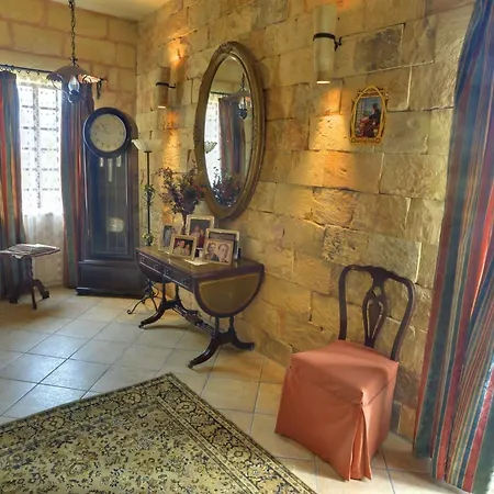 Bed & Breakfast Ta' Bertu Host Family Ħal Far