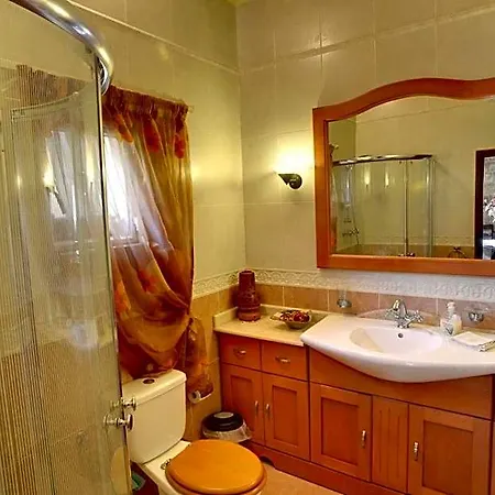 Bed and breakfast Ta' Bertu Host Family Ħal Far