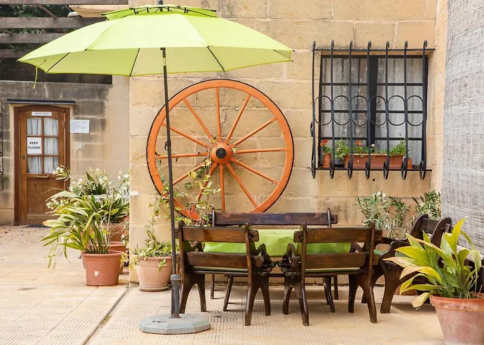 Bed and Breakfast Ta' Bertu Host Family Ħal Far